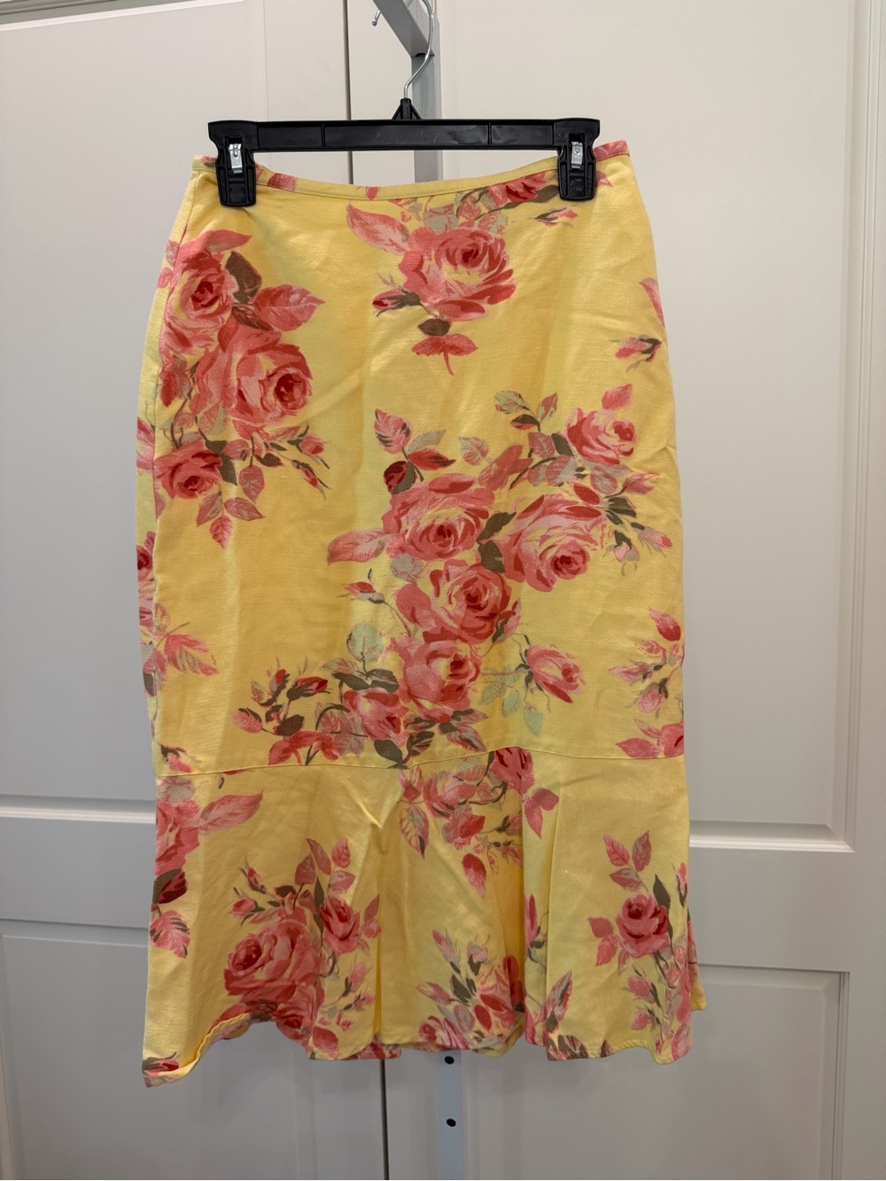 Liz Claiborne Yellow Floral Midi Skirt with Pink Roses
